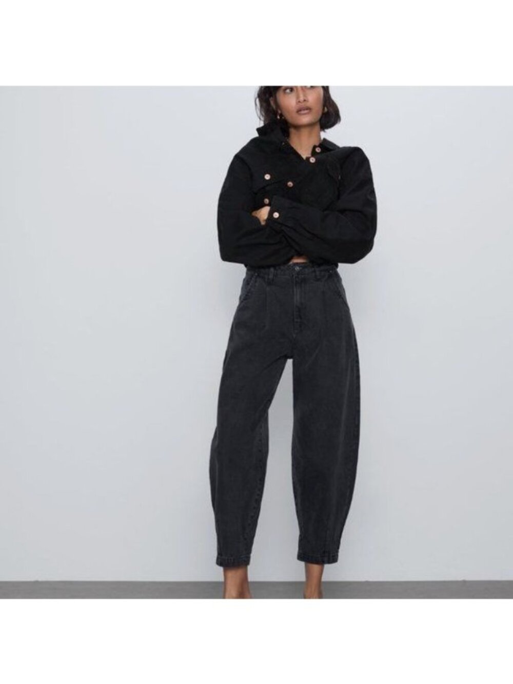 Zara Paperbag Waist High Rise Tapered Balloon Leg Cropped Jeans